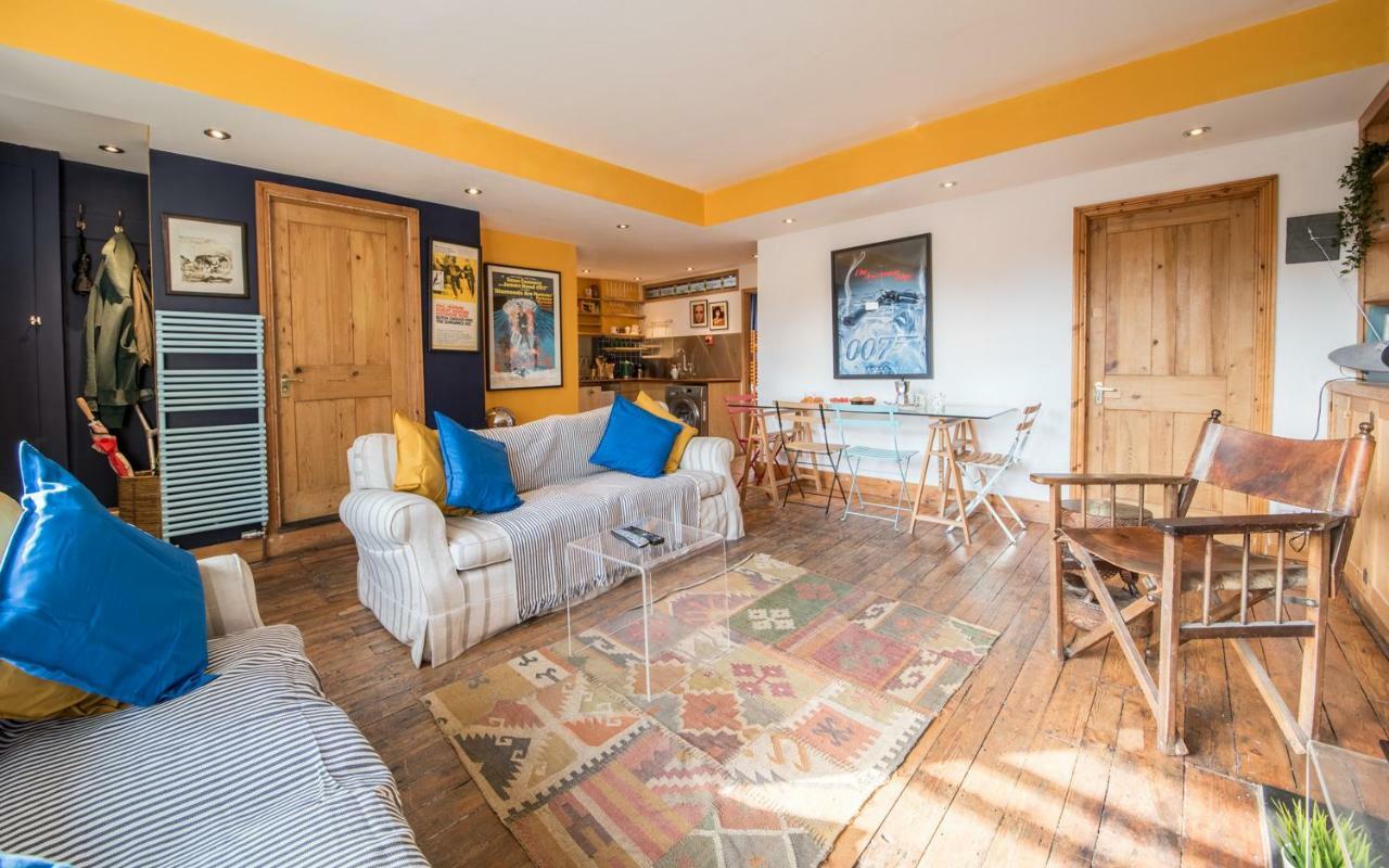 Artistic And Soulful Carnaby Street Movie Pad Londra